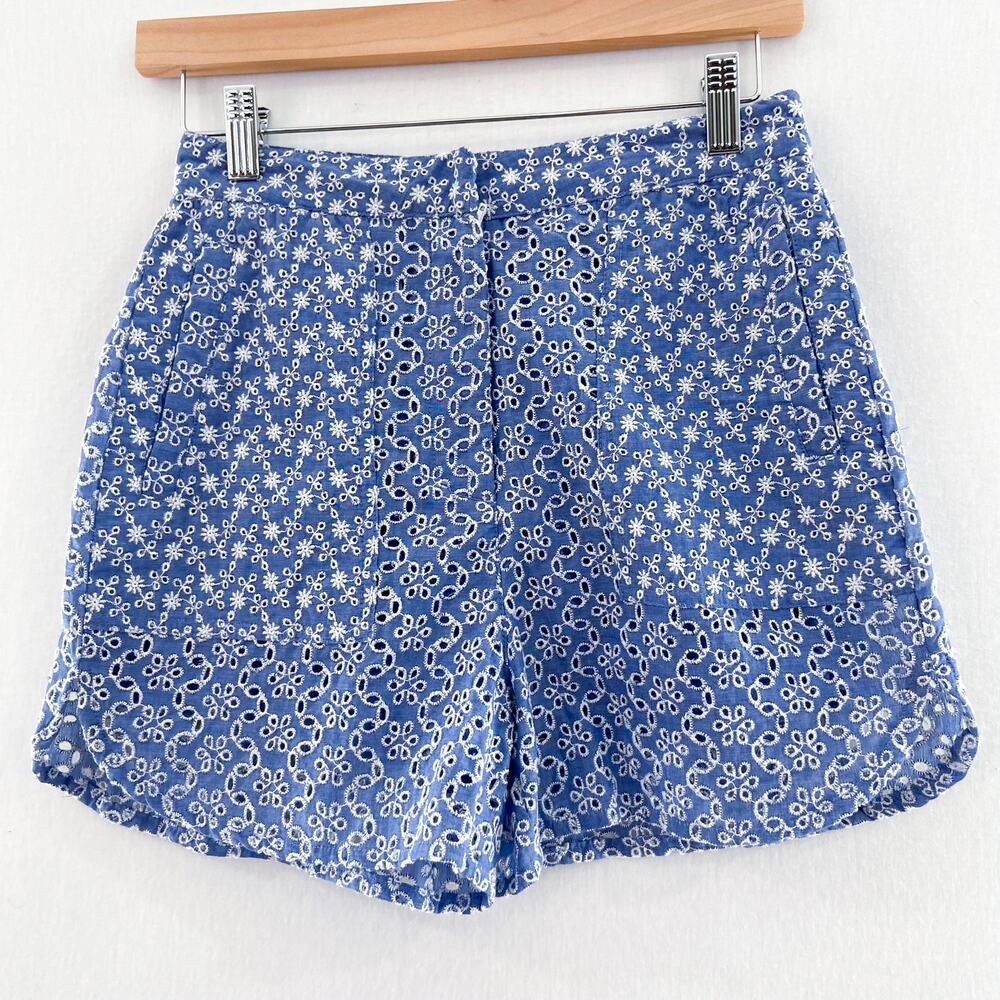 NEW Versona Women's Blue Embroidered Eyelet Shorts sz 4 Summer Beachy Coastal